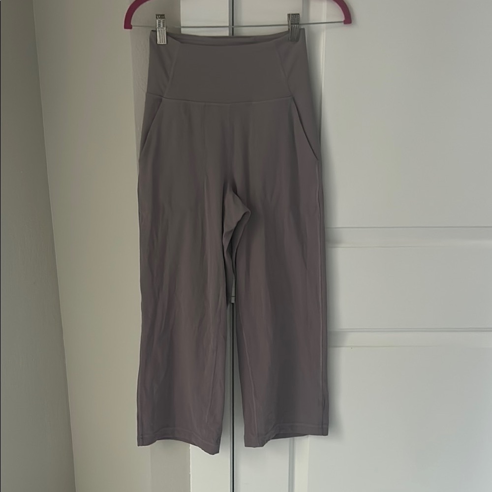 Lululemon Lilac High-Waisted Cropped Pants